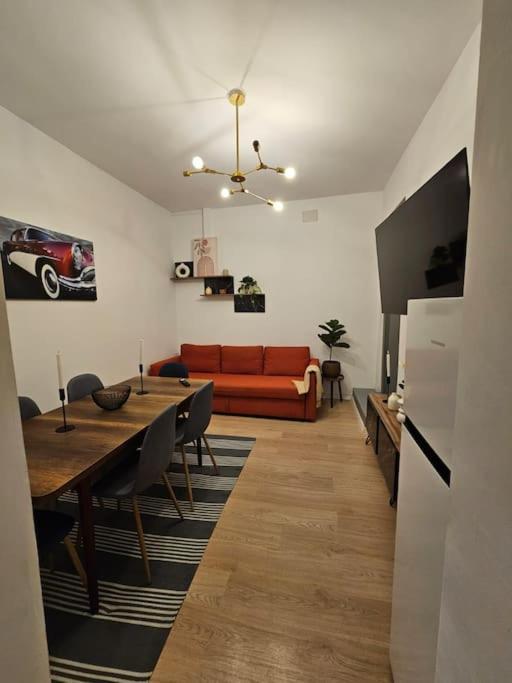 Heart Of City Center 4Br 2Bath 10 Pers Букурещ Екстериор снимка